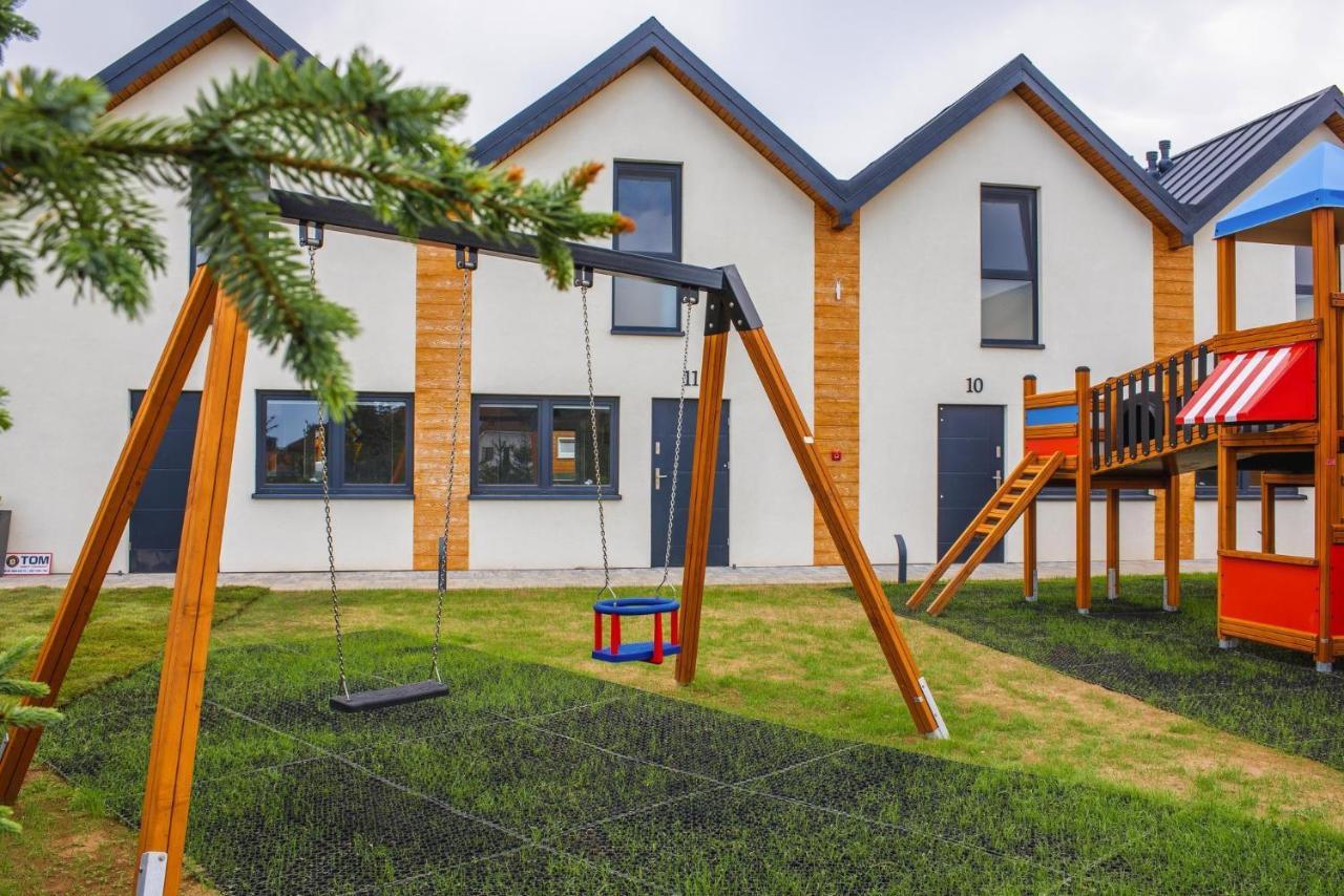 Holiday Complex With Pool, レバル エクステリア 写真